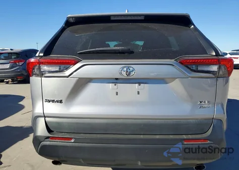 2021 Toyota Rav4 Xle из США, поврежденный, VIN 2T3P1RFV5MC239517